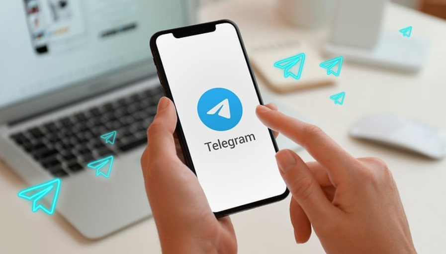 5 Reasons to Use Both WhatsApp Web and the Telegram Desktop App