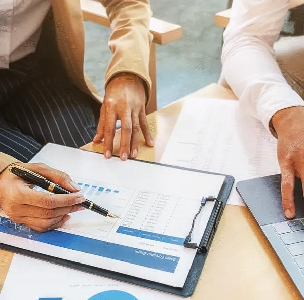 The Transformative Role of a Career Coach in Today’s Professional World