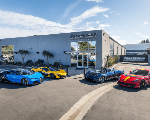 What to Look for When Choosing an Exotic Car Trader