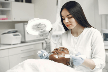 Dr. Boutros Mikhail: Why Skin Tone Shapes the Right Laser or Peel Treatment Plan